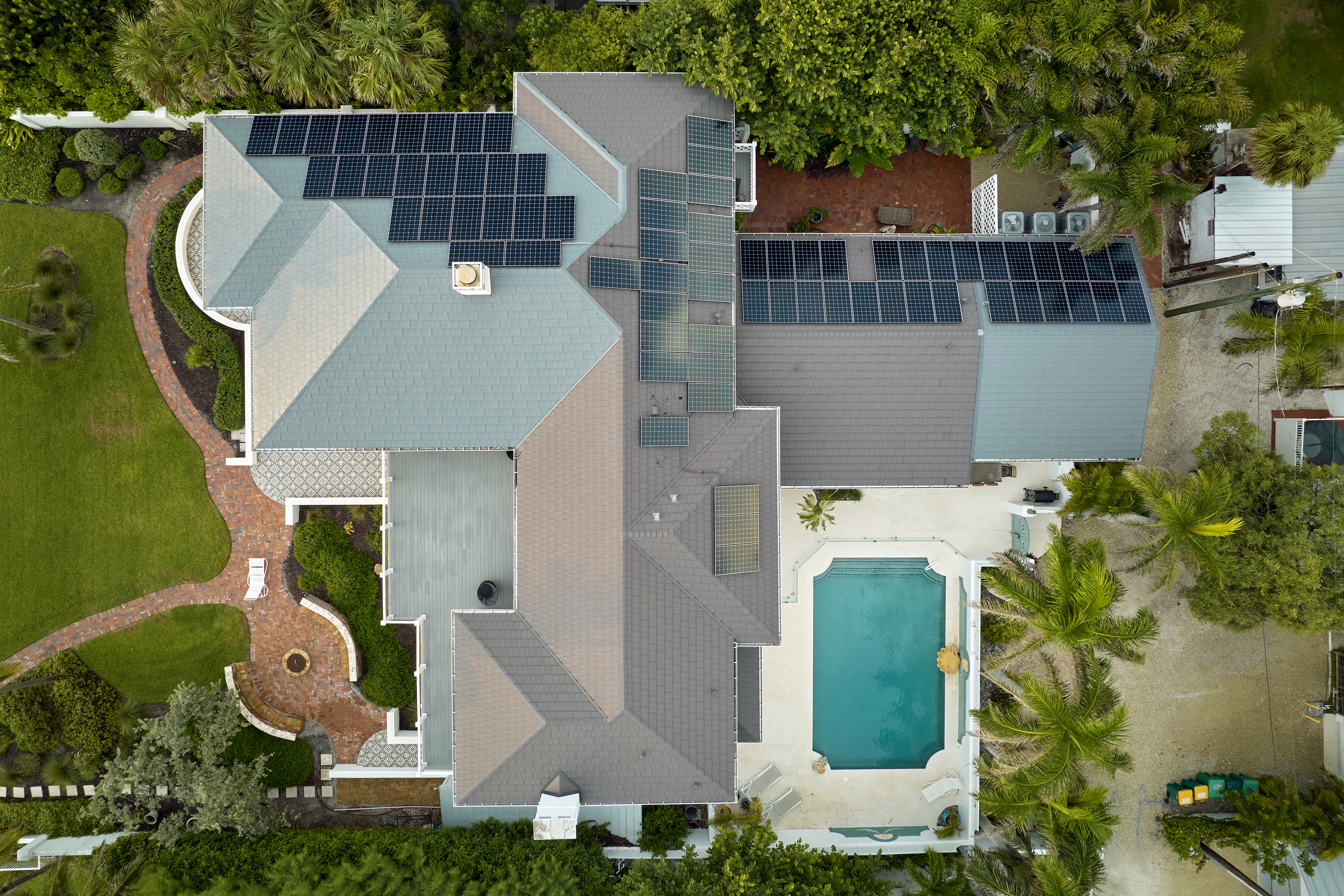 Relentless Energy team installing solar panels on Florida home
