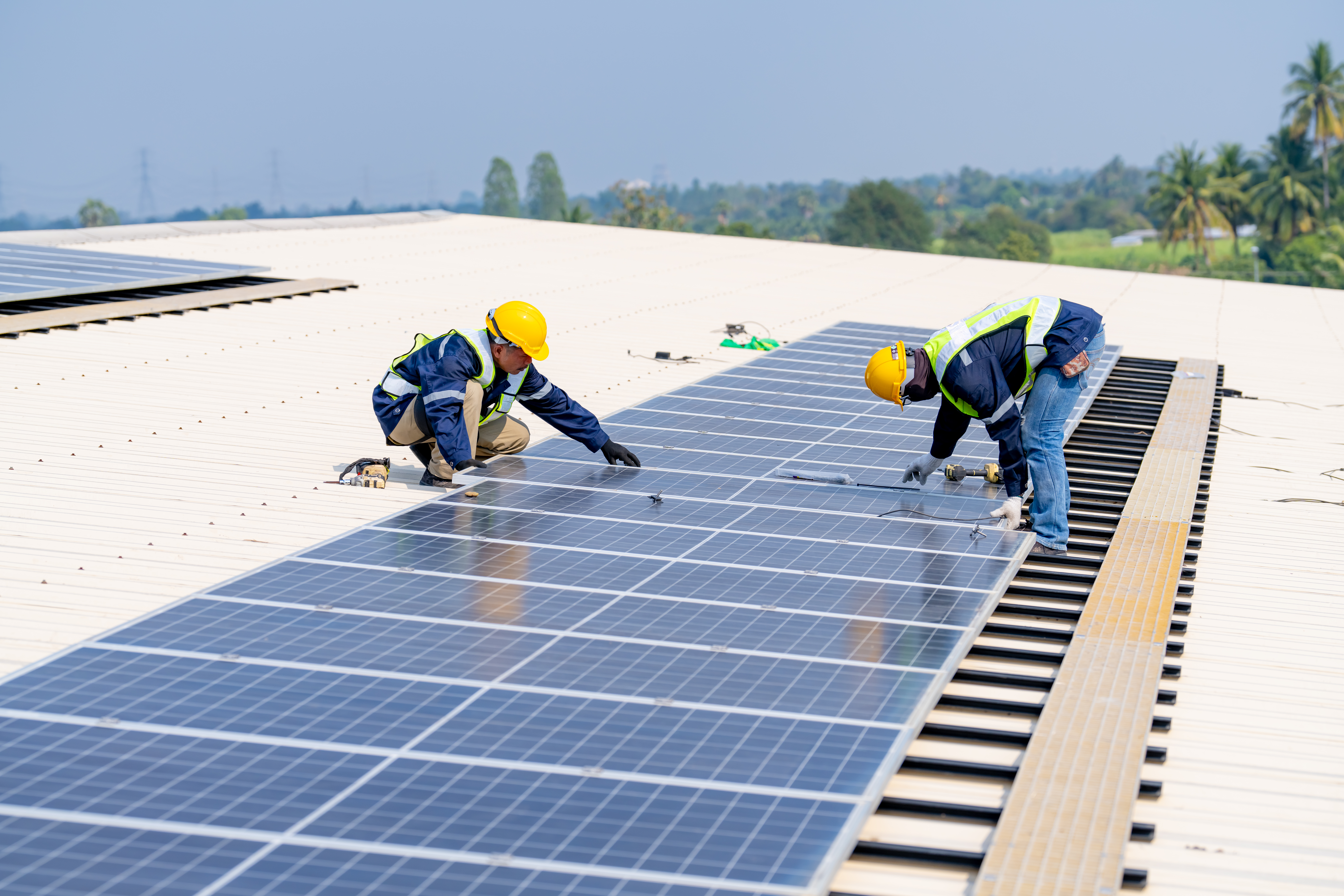 Commercial building with solar panel installation